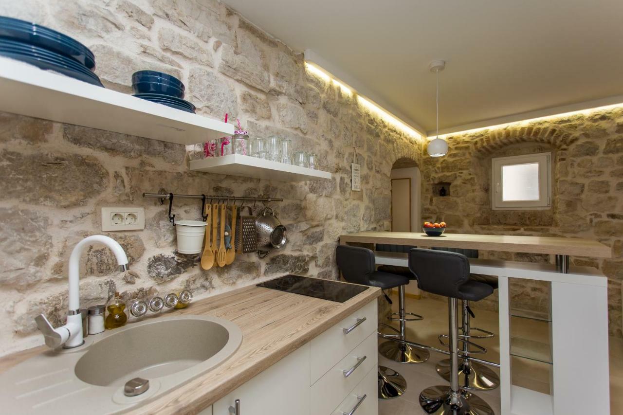 Studio Apartman "Brce" Kaštela Екстериор снимка